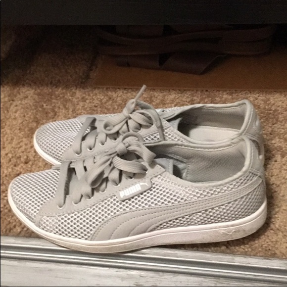 Puma shoes - Picture 2 of 3